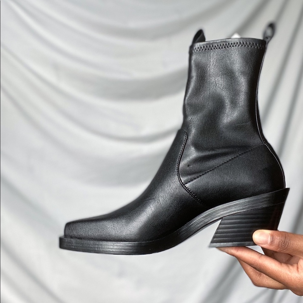 Leather ankle boots